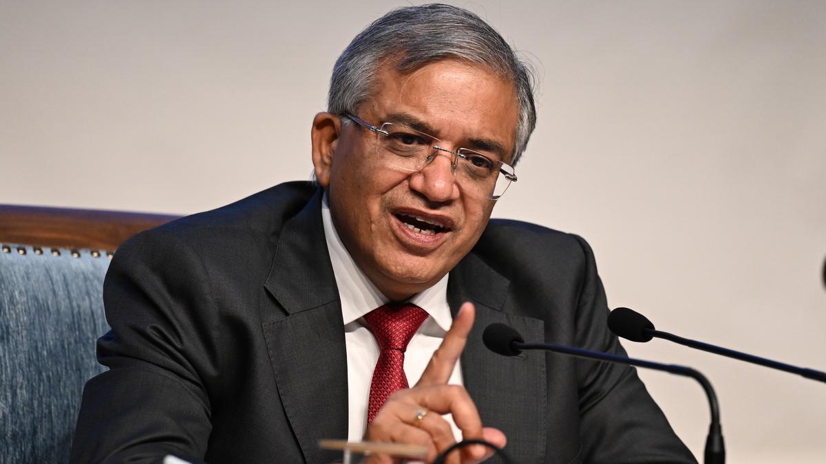 ज्ञानेश कुमार के खिलाफ महाभियोग का प्रस्ताव, SIR के मुद्दे पर संसद से सड़क तक तेज हुई I.N.D.I.A. गठबंधन की सियासी जंग