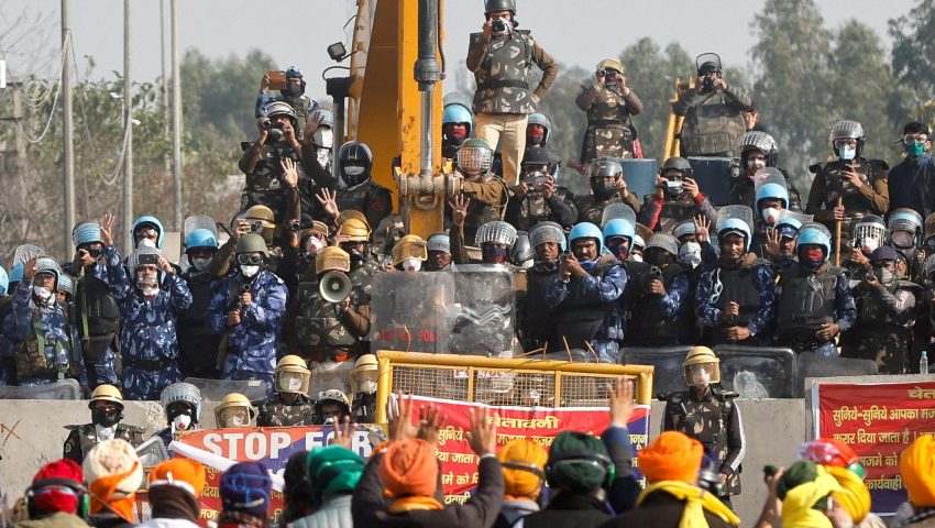 विपक्ष के सुप्रीम कोर्ट मार्च को मिला कॉकरोच पार्टी का समर्थन, इंडिया गेट से शुरू होगा बड़ा प्रदर्शन