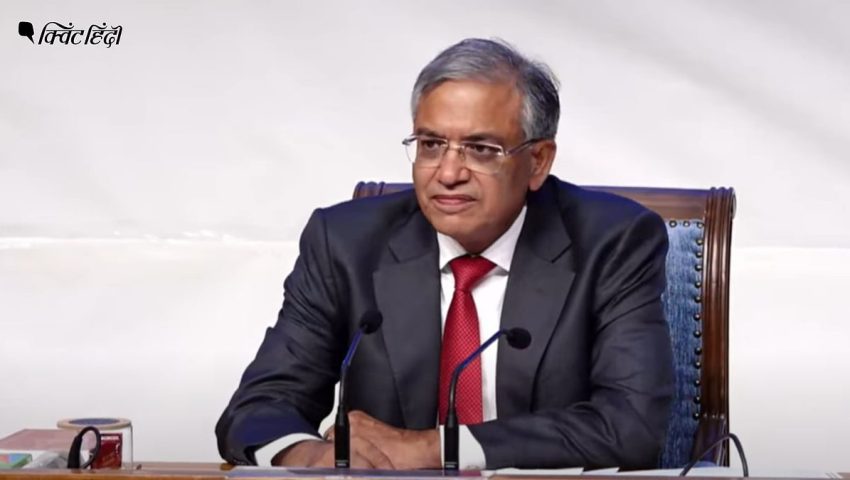 ज्ञानेश कुमार के ख़िलाफ़ देश के कई हिस्सों में प्रदर्शन, 42 पूर्व जज बोले- चुनाव आयोग को बदनाम करने की कोशिश; जानें क्या है पूरा मामला
