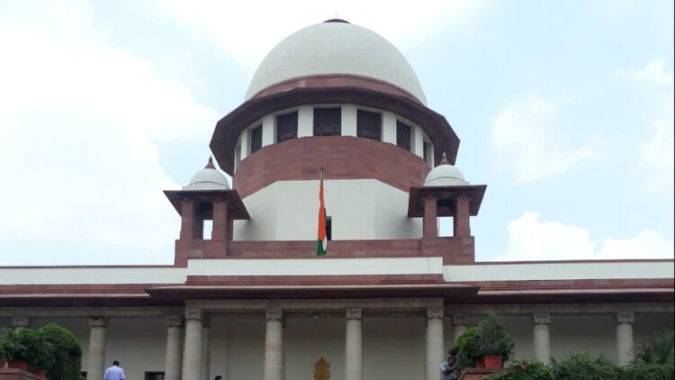 सुप्रीम कोर्ट में 45 मेट्रो स्टेशन बंद करने और हिरासत में लिए गए लोगों की रिहाई व मामलों पर अहम सुनवाई शुरू; जानें पूरा मामला